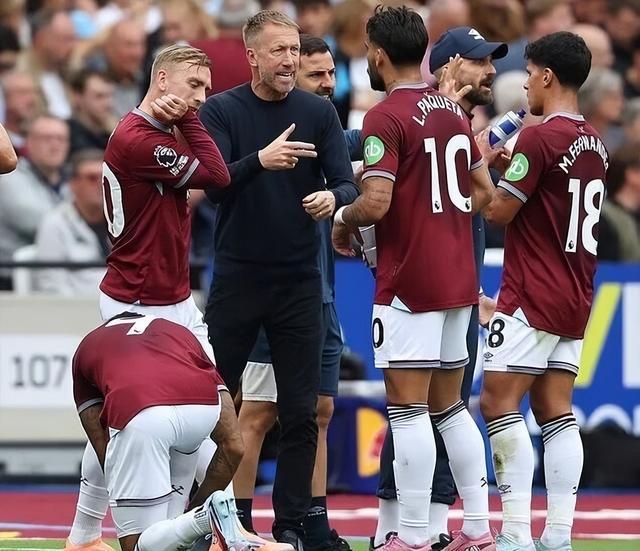 罗林斯24+7成雄鹿主攻手，个人连续三场得分20+