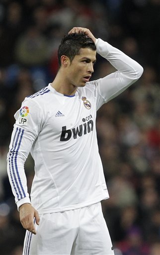 阿拉维斯vs巴塞罗那全场数据：射门数11-14，射正数2-9